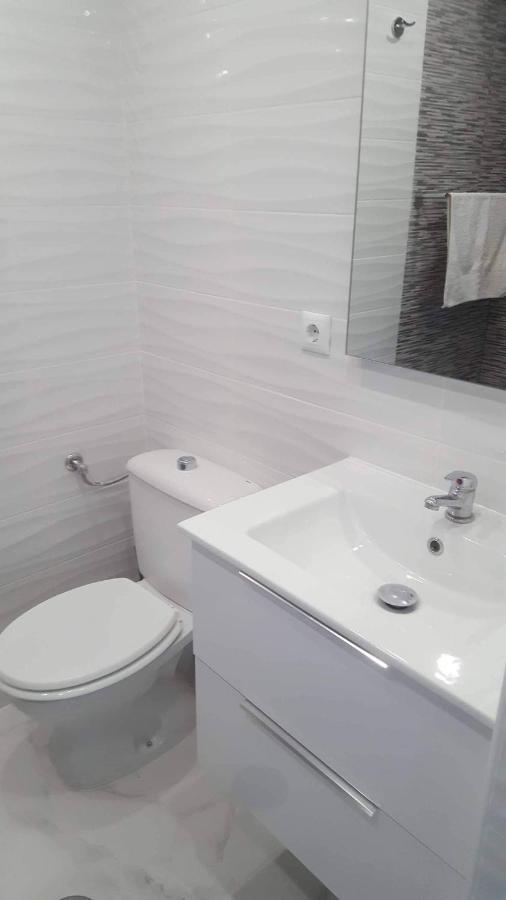 Luxury Beach Apartment Торевьиа Экстерьер фото