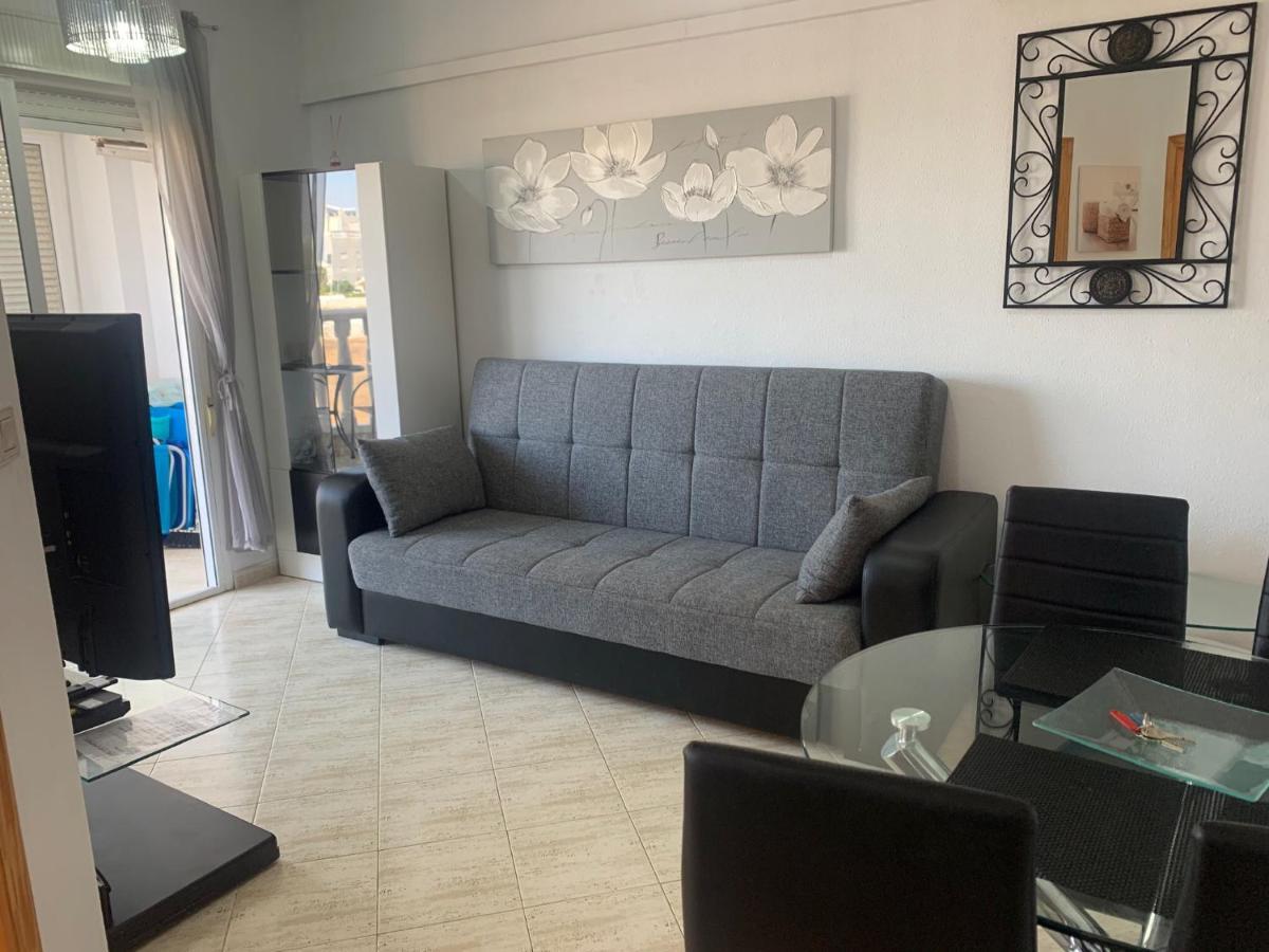 Luxury Beach Apartment Торевьиа Экстерьер фото