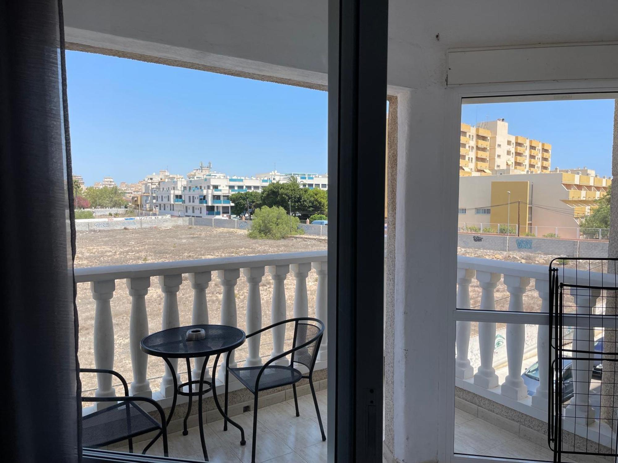 Luxury Beach Apartment Торевьиа Экстерьер фото